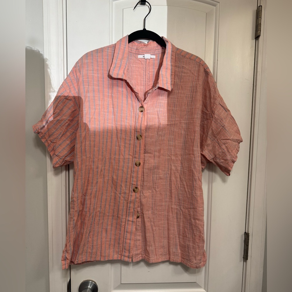 O’Neill women’s loose fitting button up top